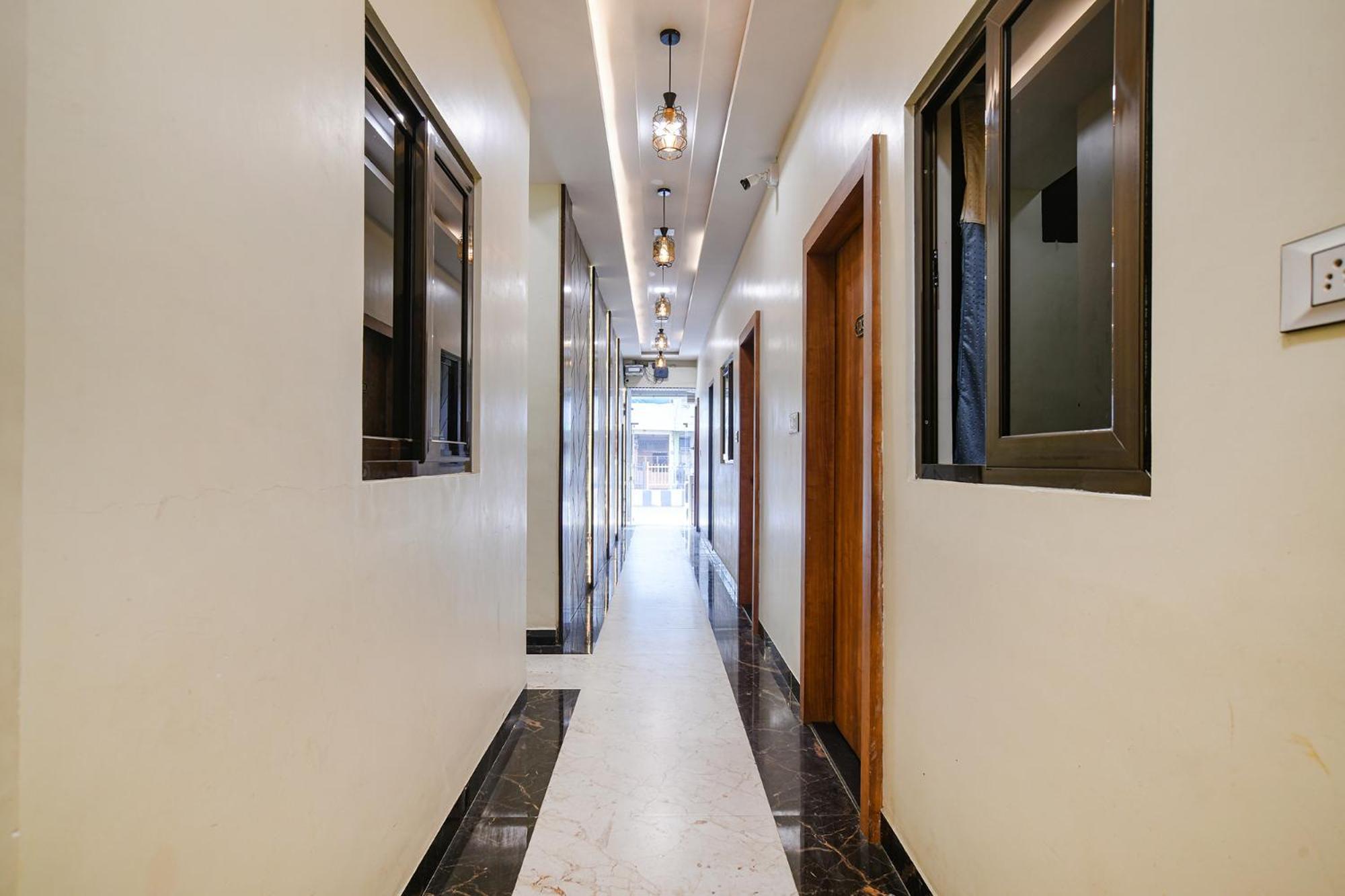 Fabexpress Orbit Hotel Ujjain Eksteriør billede